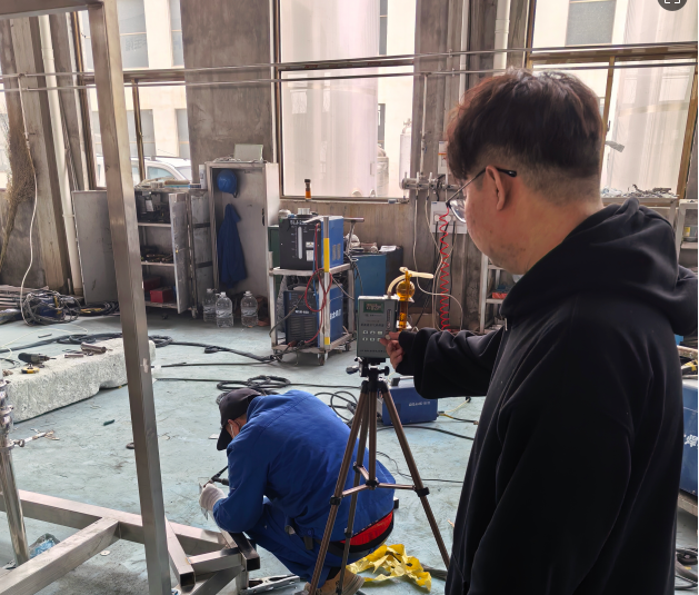 山东华宝隆轻工机械有限公司1.png